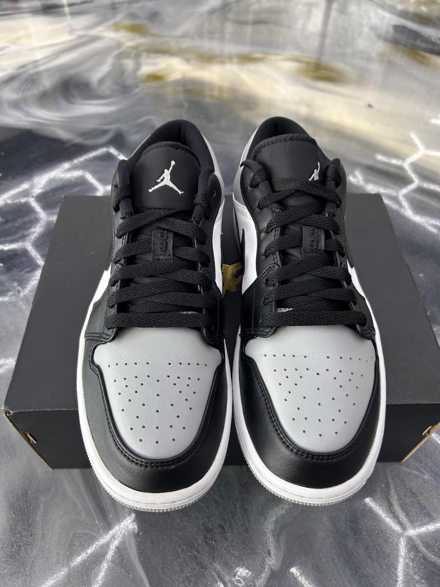 Jordan 1 Low "Shadow Toe" Used Size 9