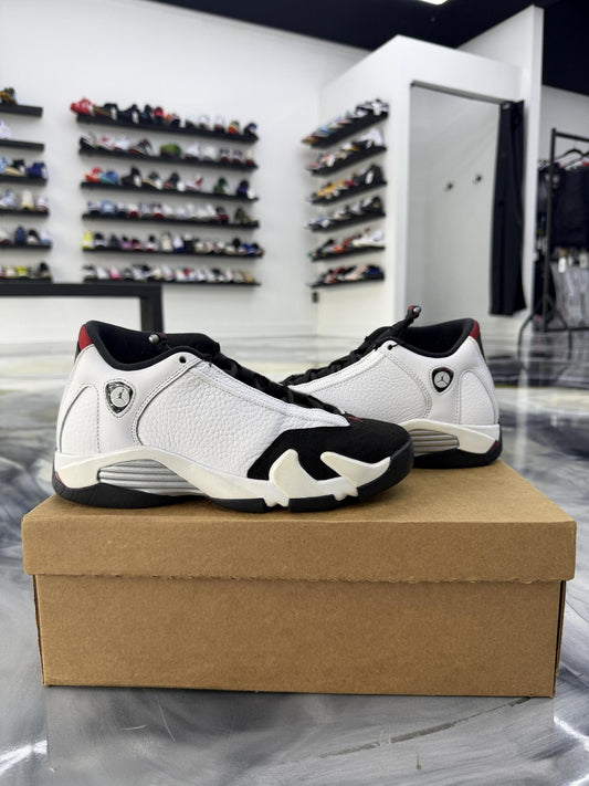 Jordan 14 "Black Toe" Used Size 5.5Y/7W