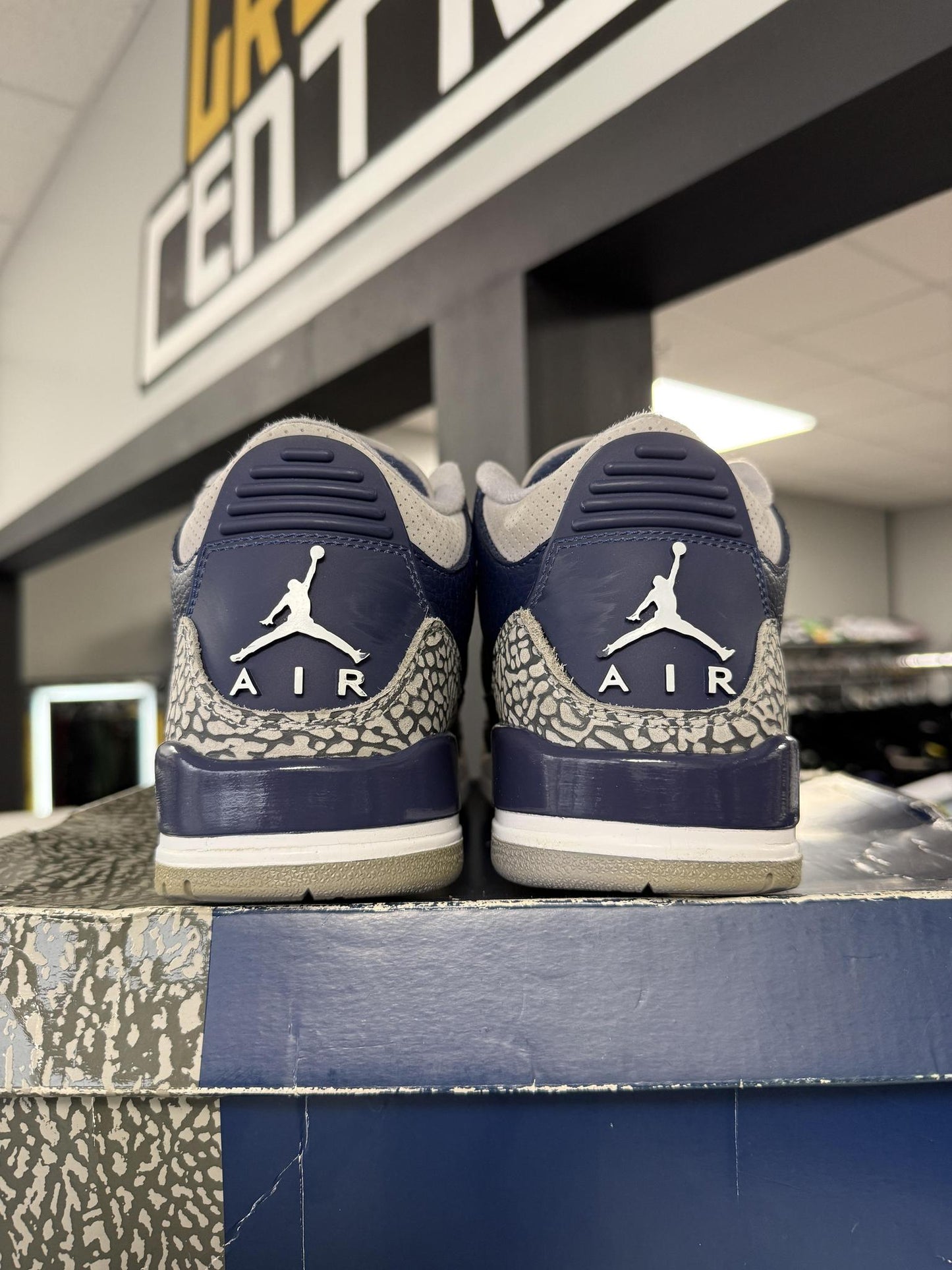 Jordan 3 "Georgetown" Used Size 8
