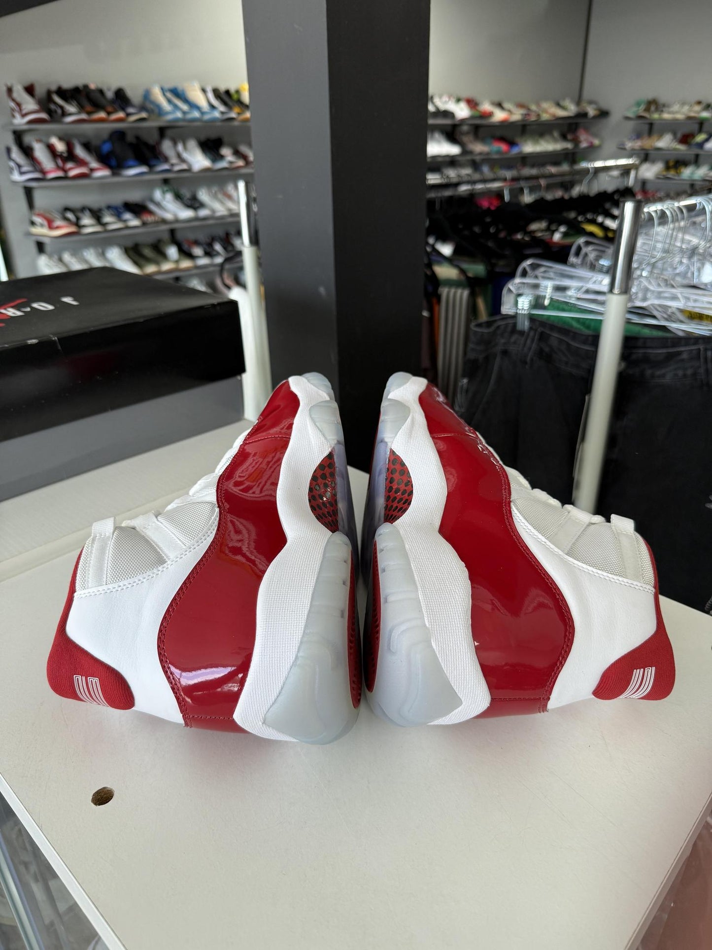 Jordan 11 "Cherry" Used Size 10.5