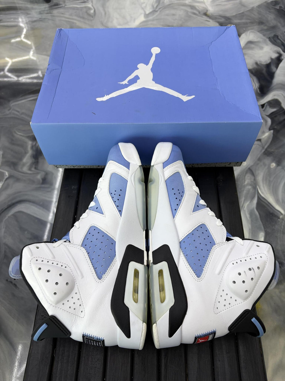 Jordan 6 "UNC" Used Size 11