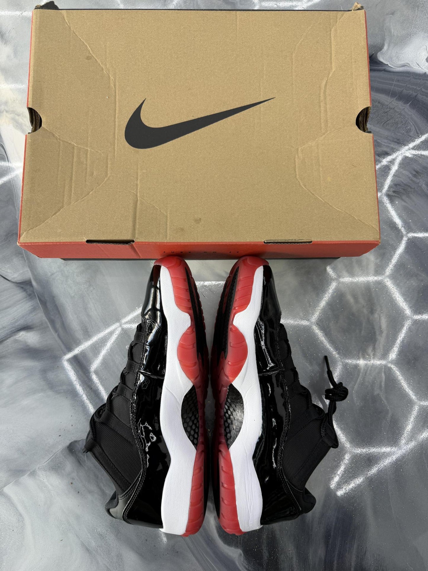 Jordan 11 Low "Bred" Used Size 11.5