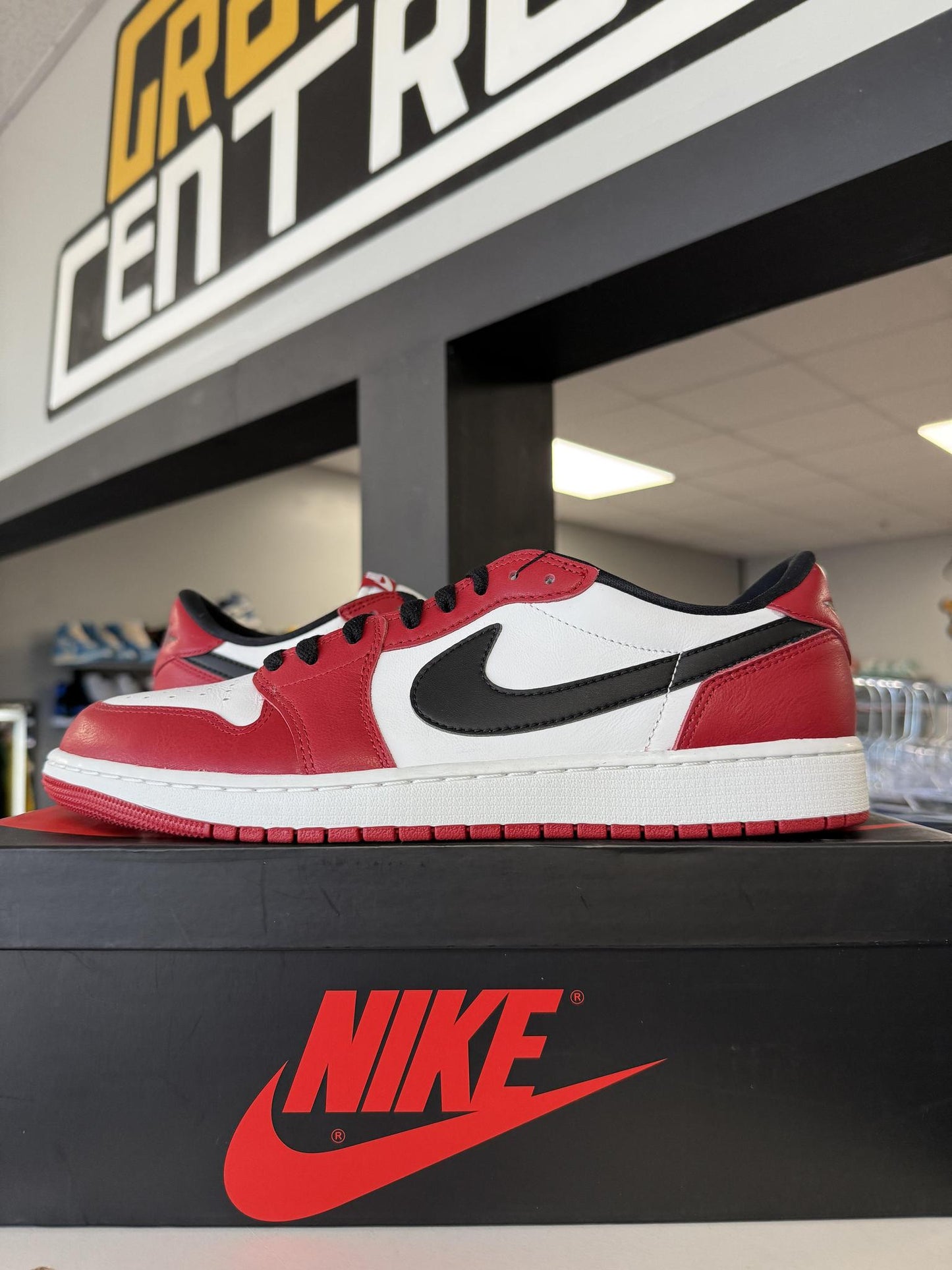 Jordan 1 Low "Chicago" Used Size 12