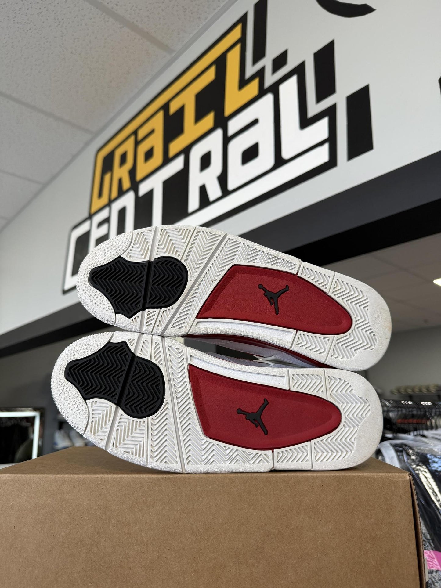 Jordan 4 "Alternate 89" Used Size 10.5