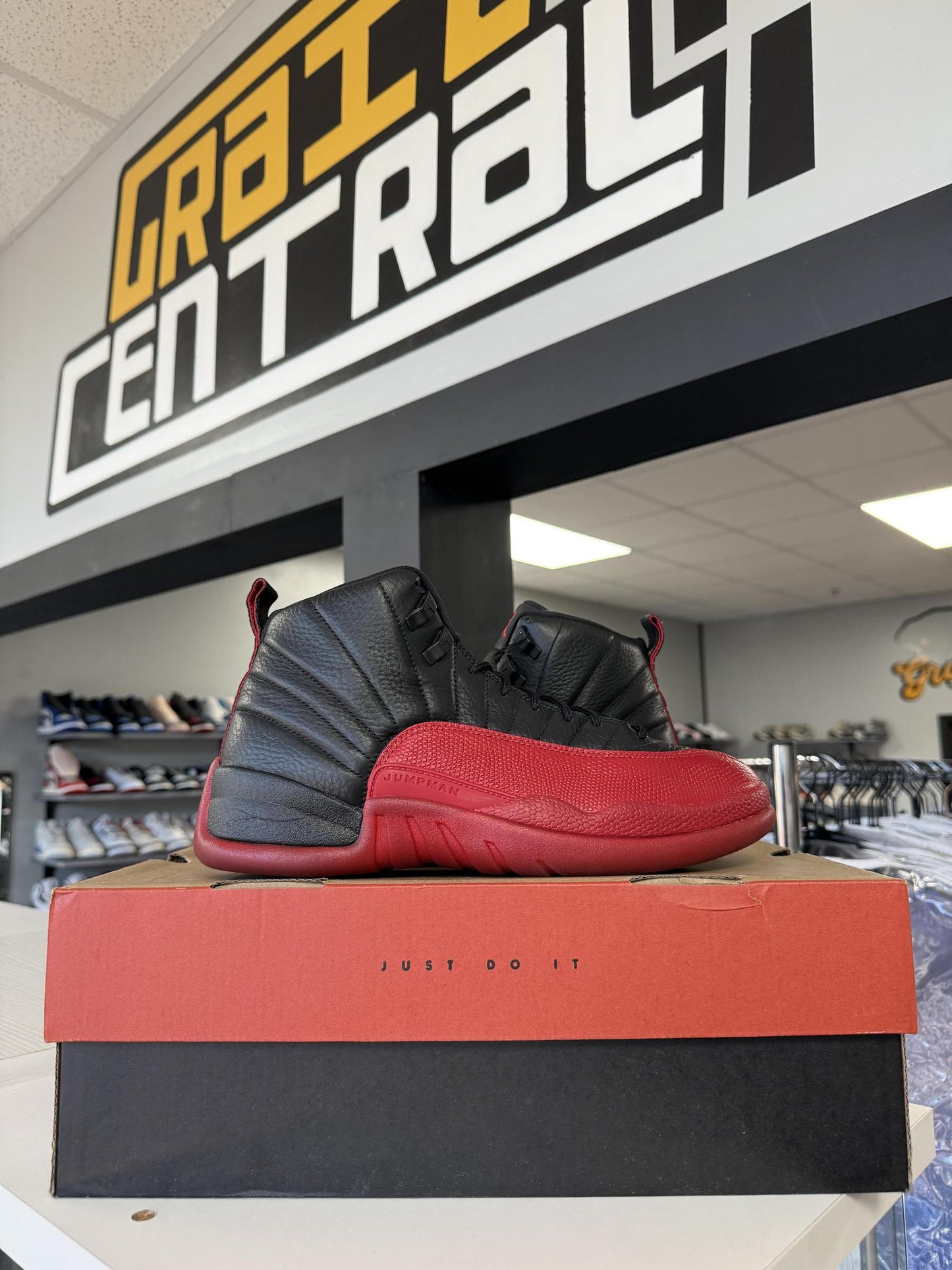 Jordan 12 "Flu Game" Used Size 10.5