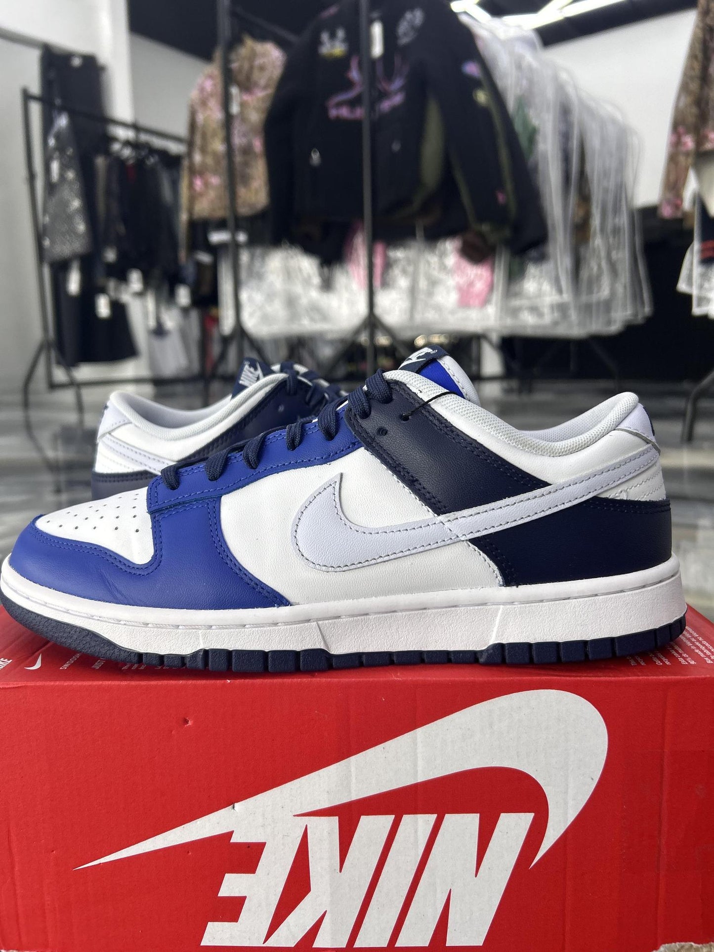 Nike Dunk Low "Game Royal Navy" Used Size 9