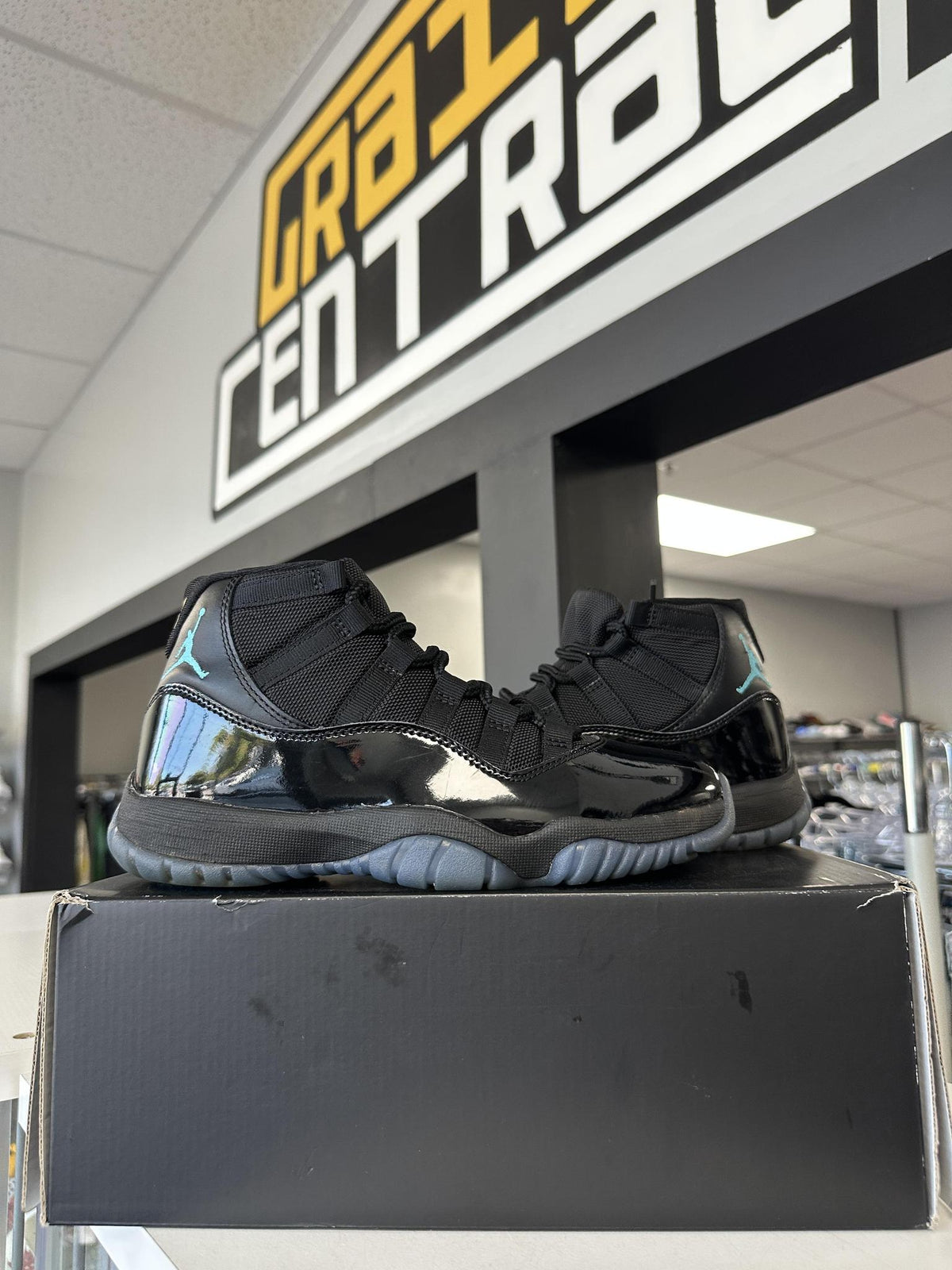 Jordan 11 Gamma Used