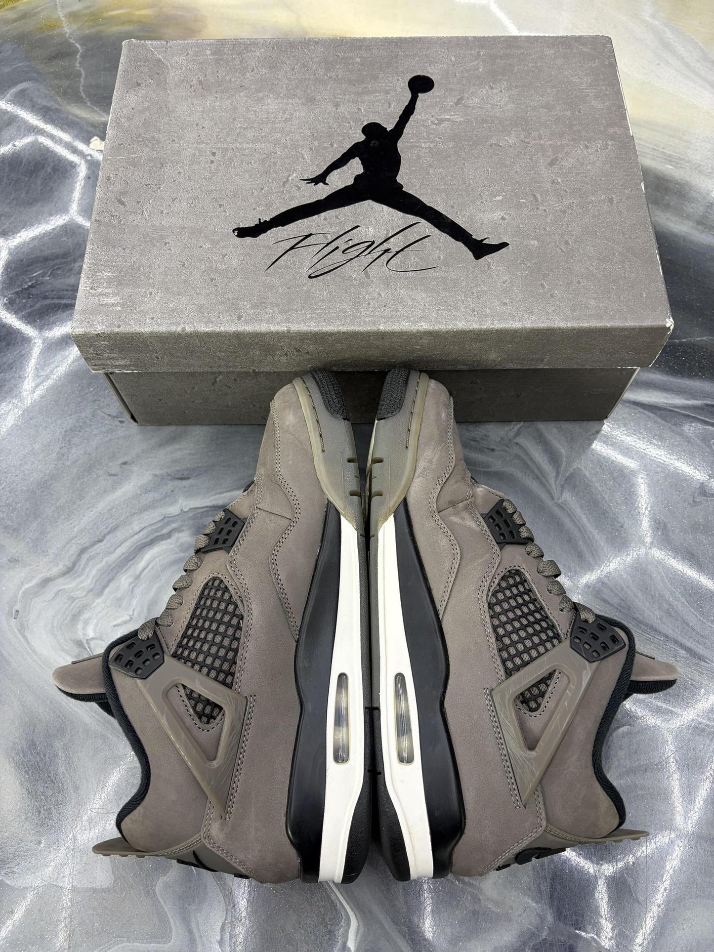 Jordan 4 "Cavestone" Used Size 9.5