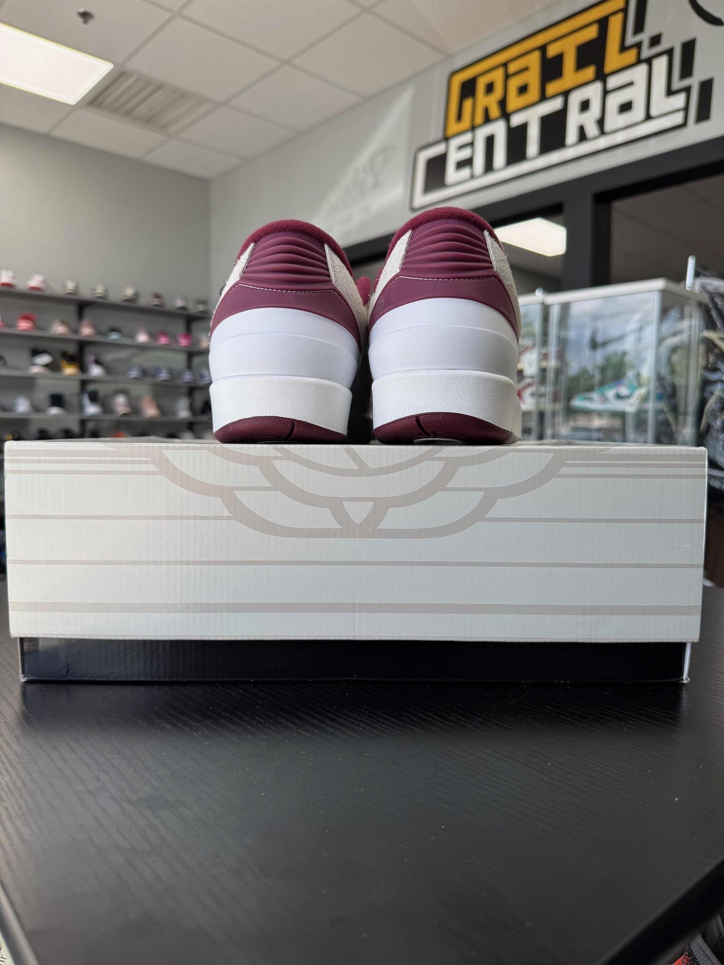 Jordan 2 Low "Cherry Wood" Used Size 12
