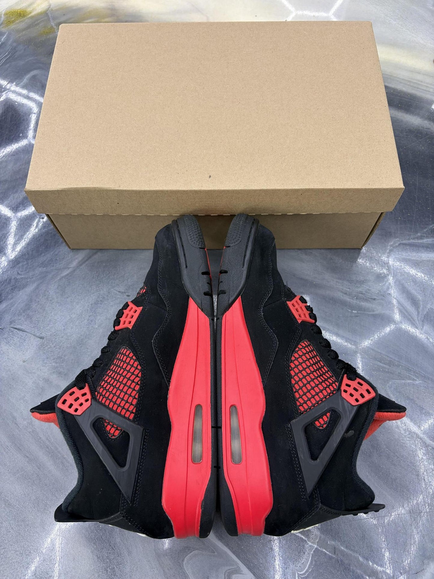 Jordan 4 "Red Thunder" Used Size 9