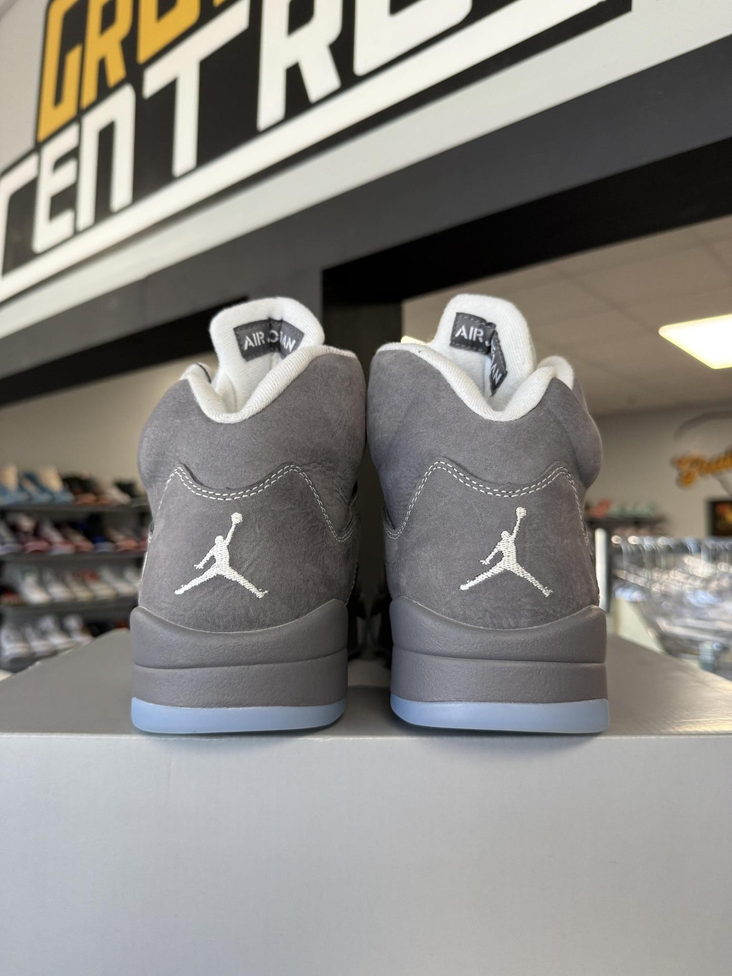 Jordan 5 "Wolf Grey" Used Size 9