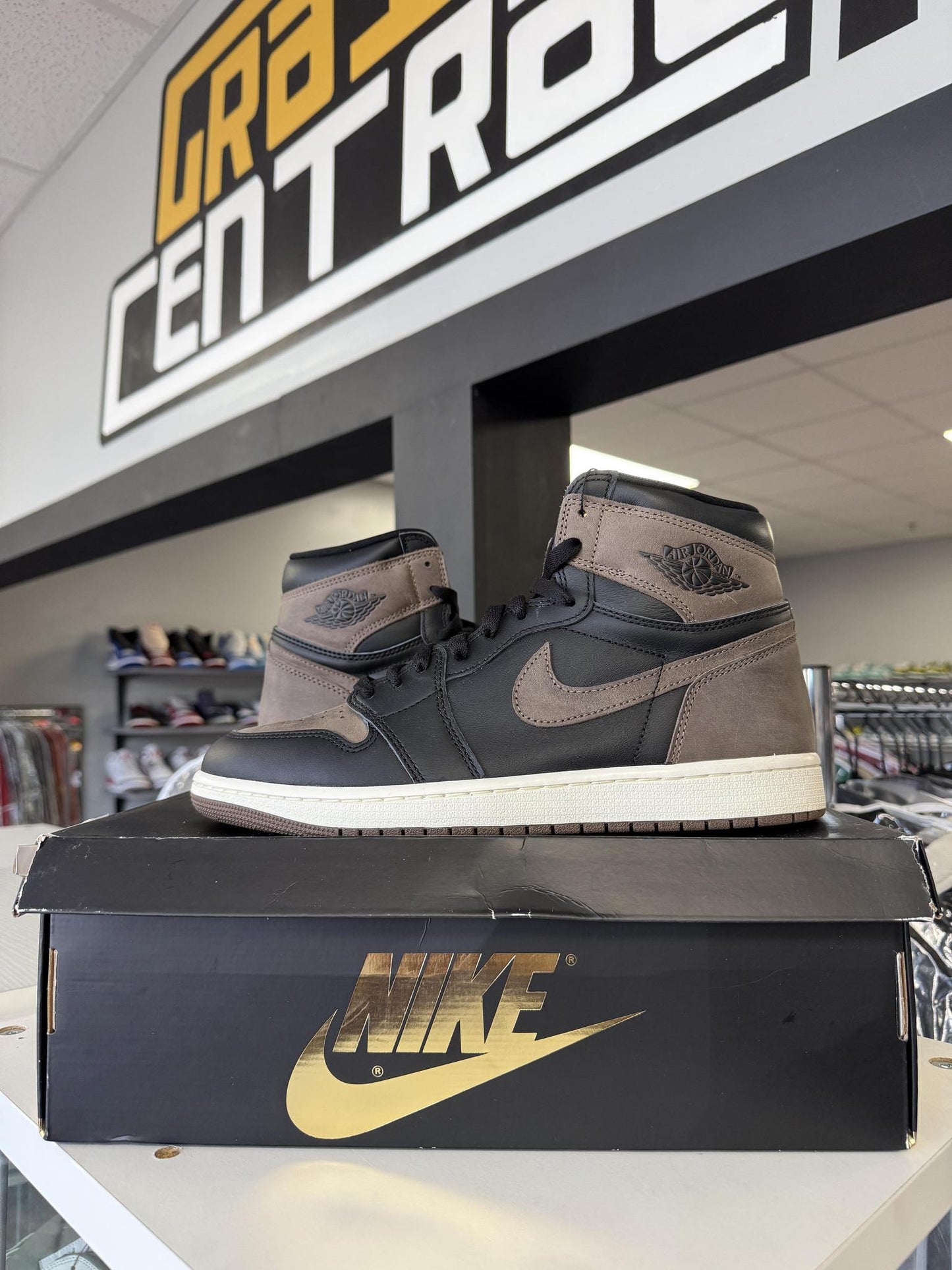 Jordan 1 "Palomino" Used Size 10