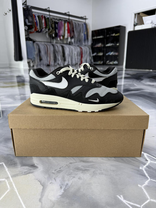 Nike Air Max 1 x Patta Waves "Black/Grey" Used Size 7.5