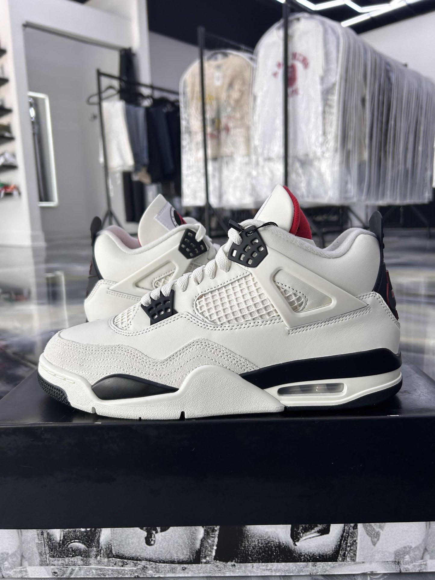 Jordan 4 "Flight Club" Used Size 10