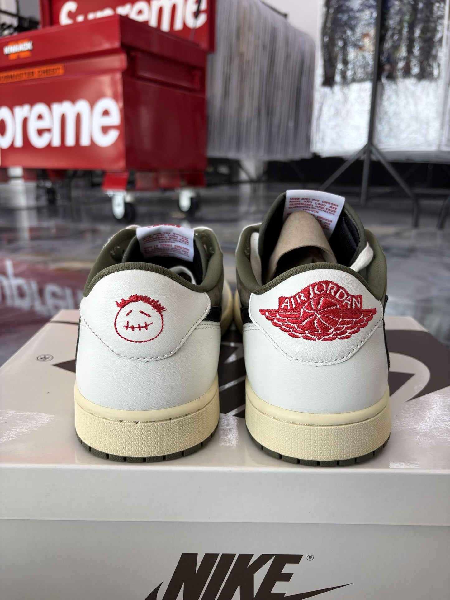 Jordan 1 Low x Travis Scott "Medium Olive" Used Size 13