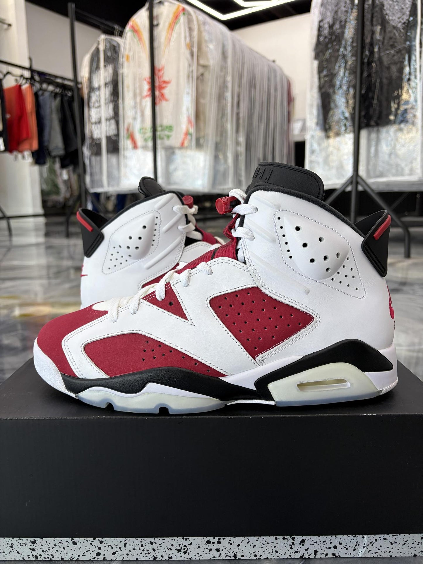 Jordan 6 "Carmine" Used Size 10