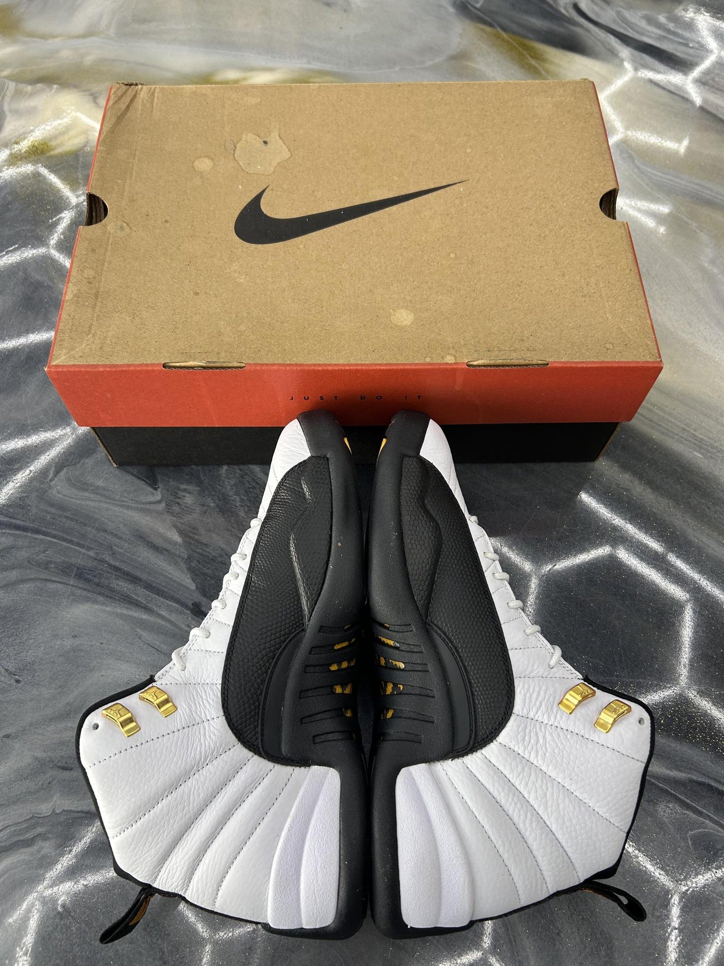 Jordan 12 "Taxi" Used Size 10