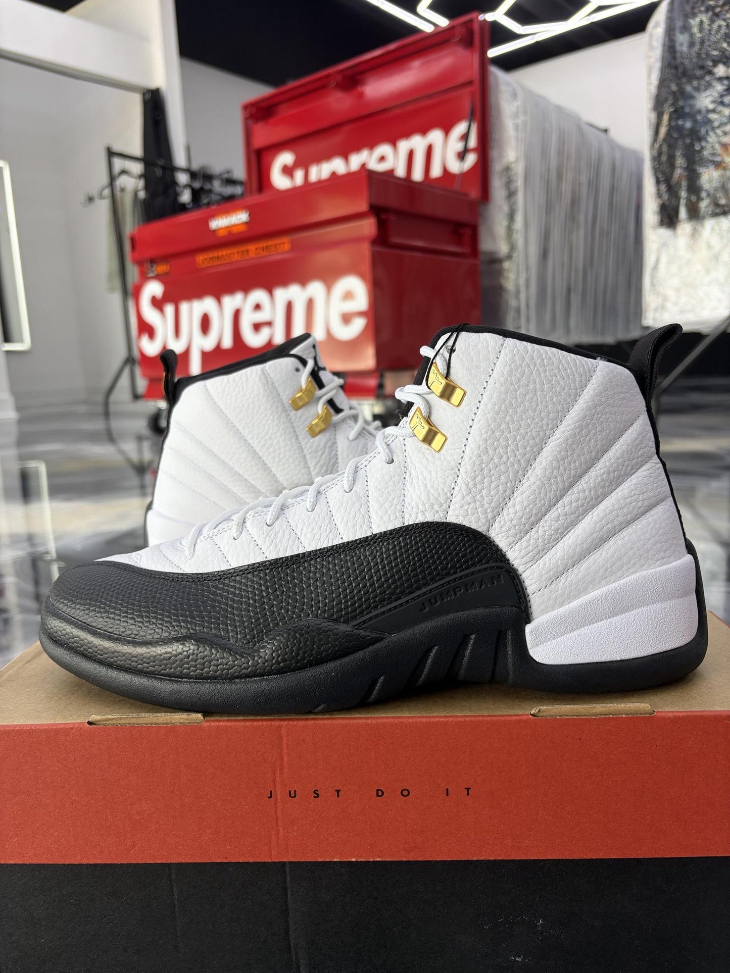 Jordan 12 "Taxi" Used Size 12