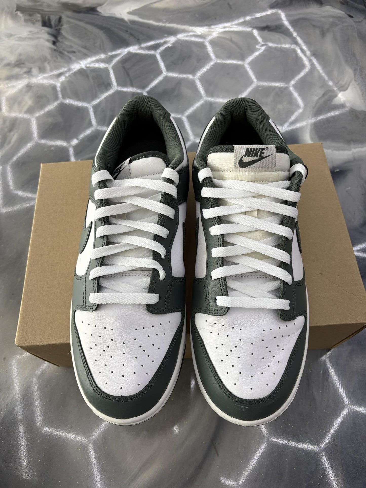 Nike Dunk Low "Vintage Green" Used Size 11.5