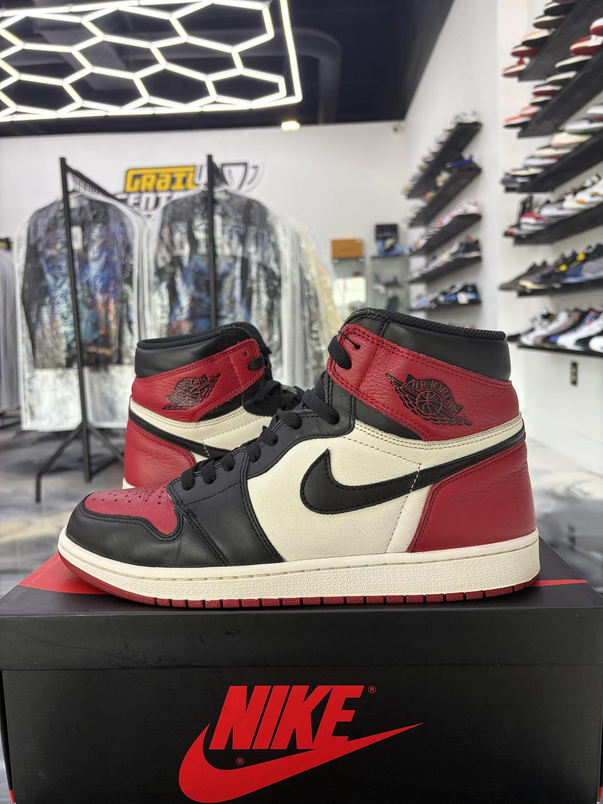 Jordan 1 "Bred Toe" Used Size 11.5