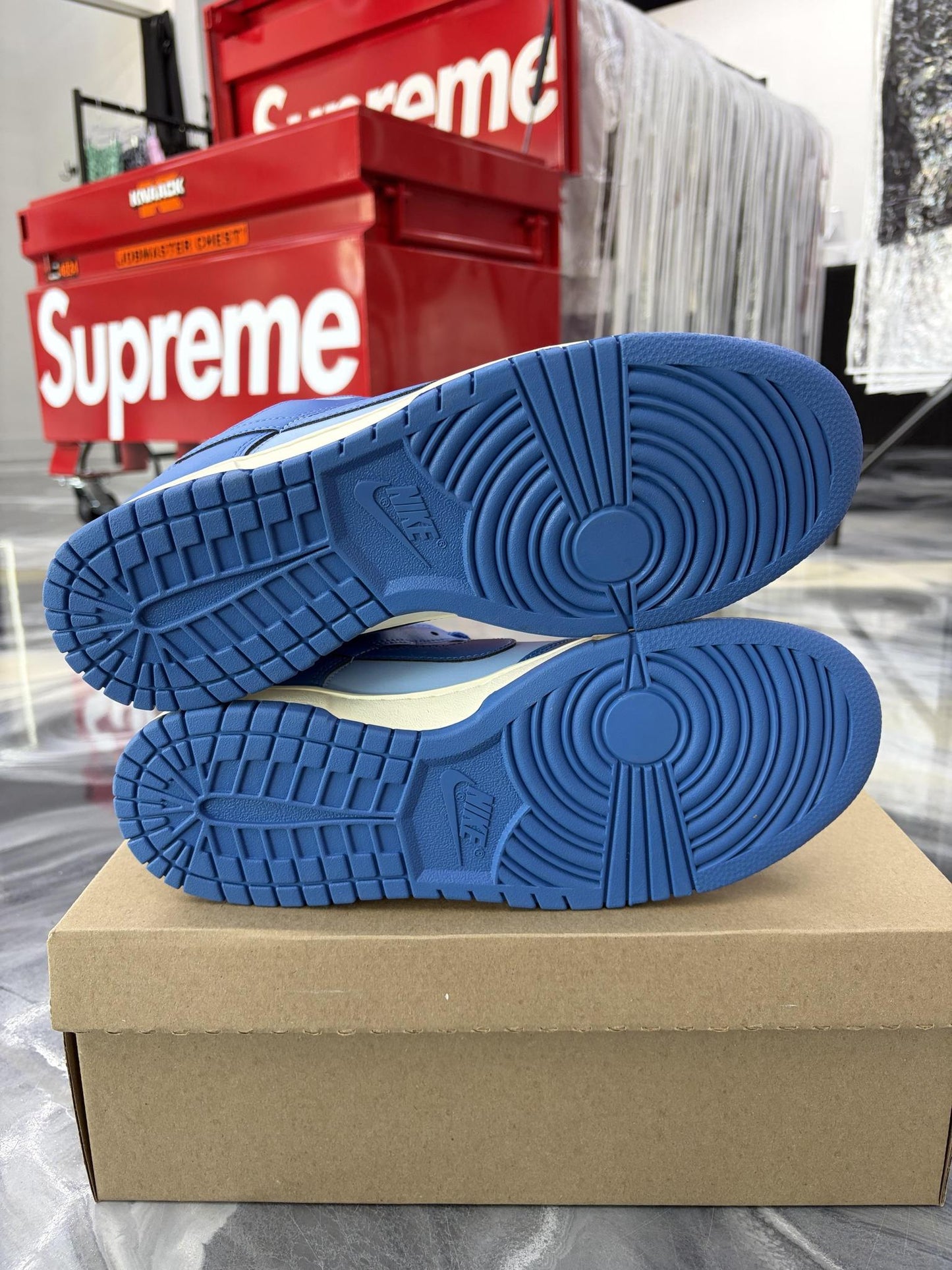 Nike Dunk Low "University Marina Blue" Used Size 10.5