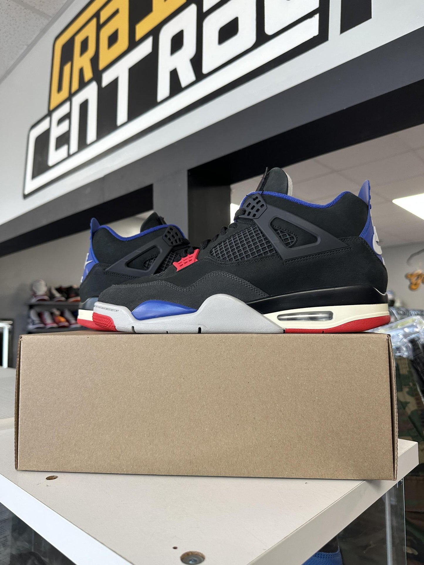 Jordan 4 "Rare Air" Used Size 13