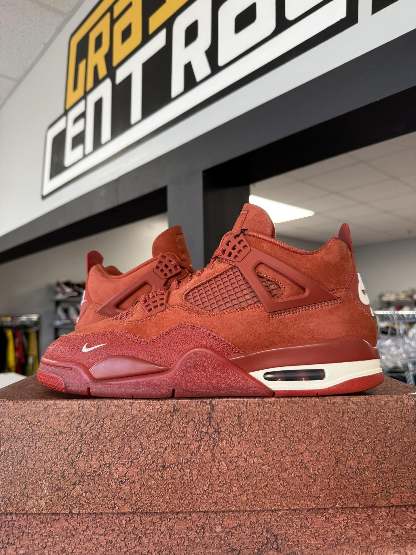 Jordan 4 "Brick By Brick" Used Size 11