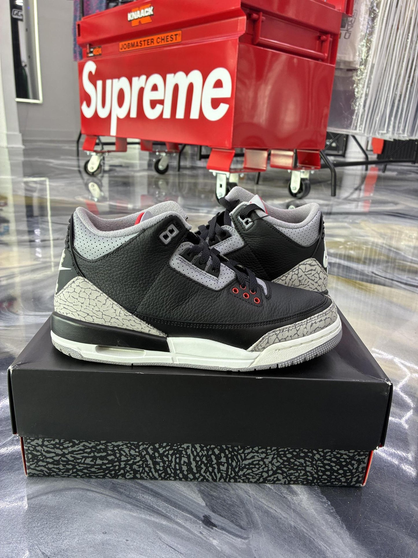 Jordan 3 "Black Cement" Used Size 7Y/8.5W