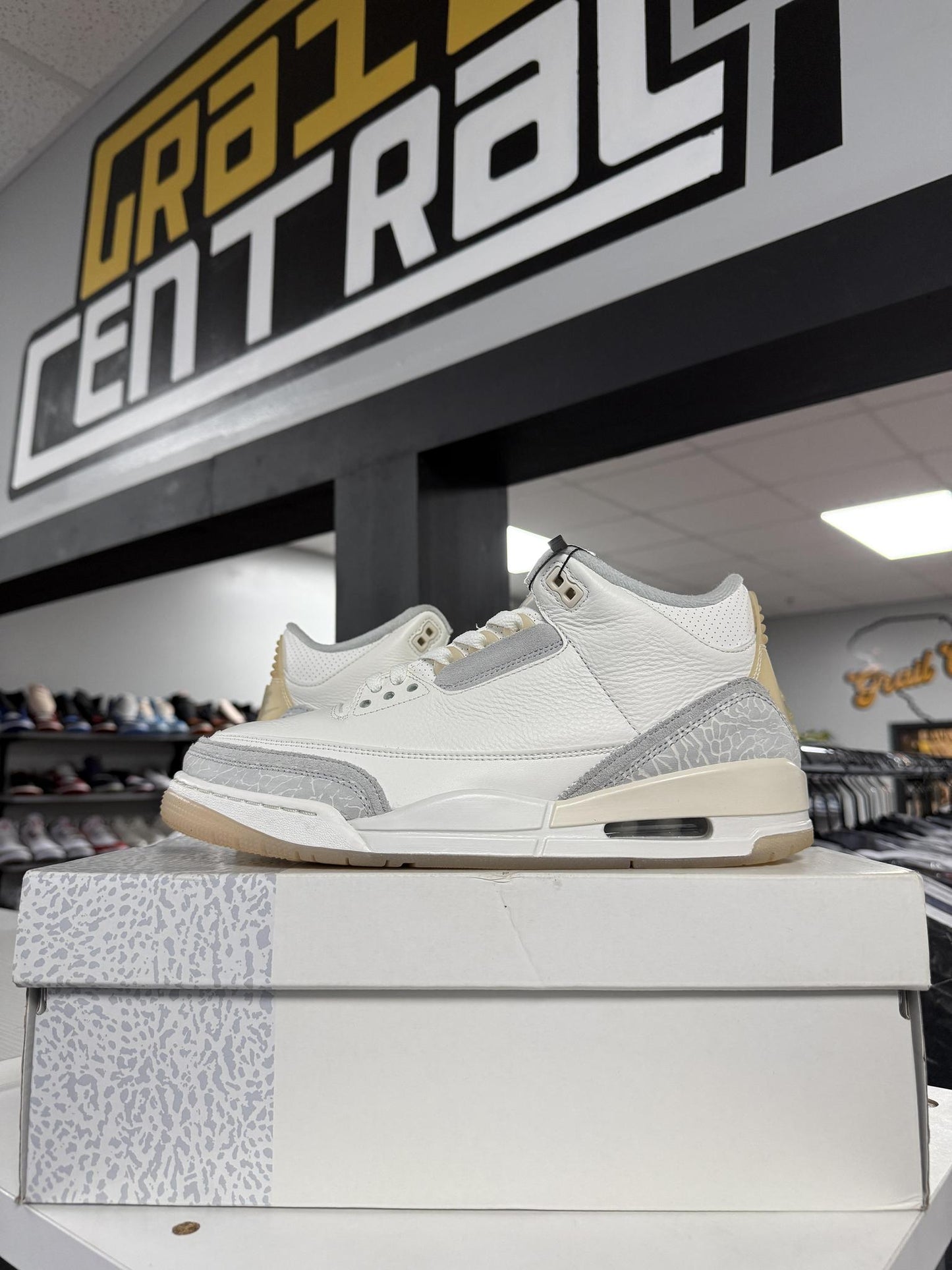Jordan 3 "Craft Ivory" Used Size 10.5