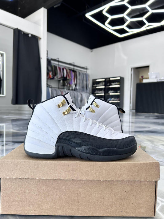 Jordan 12 "Taxi" Used Size 7Y/8.5W