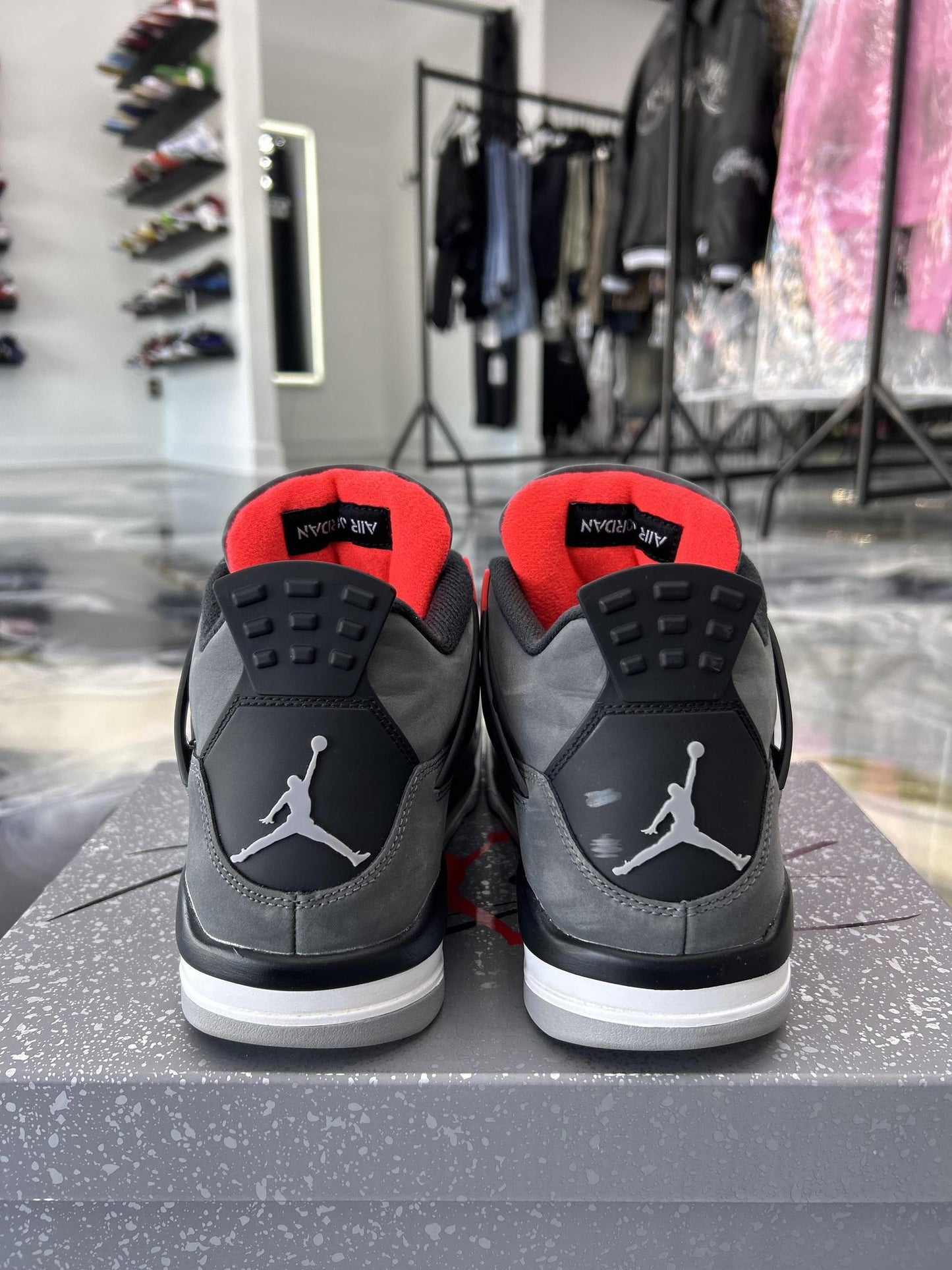 Jordan 4 "Infrared" Used Size 11
