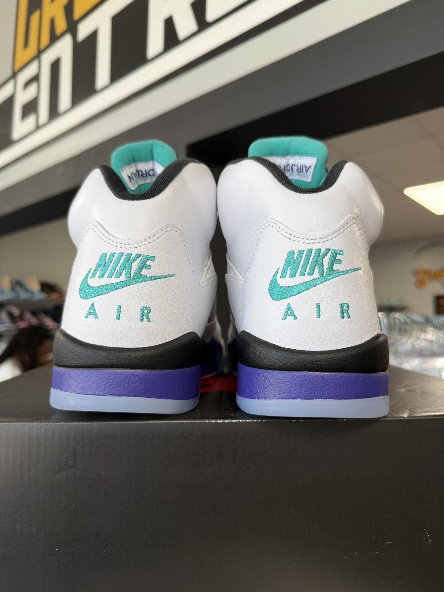 Jordan 5" Grape" Used Size 11