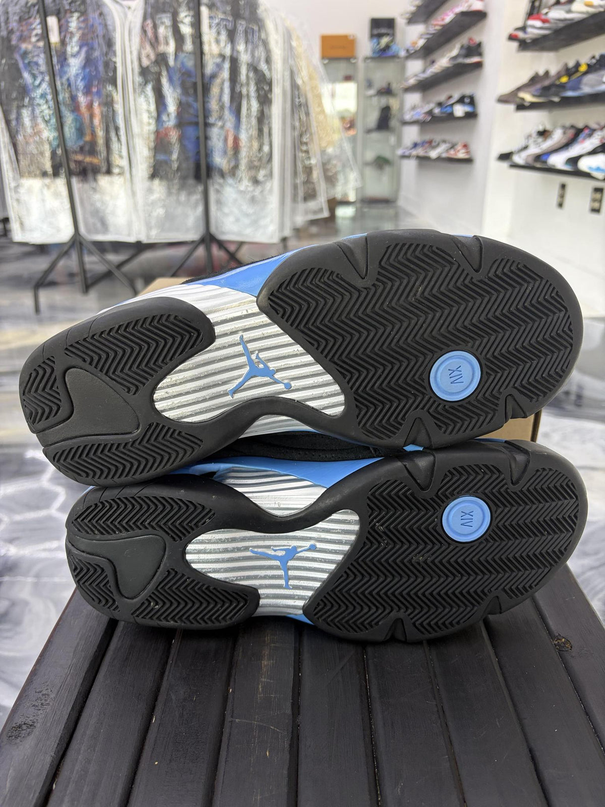 Jordan 14 "Black University Blue" Used Size 11
