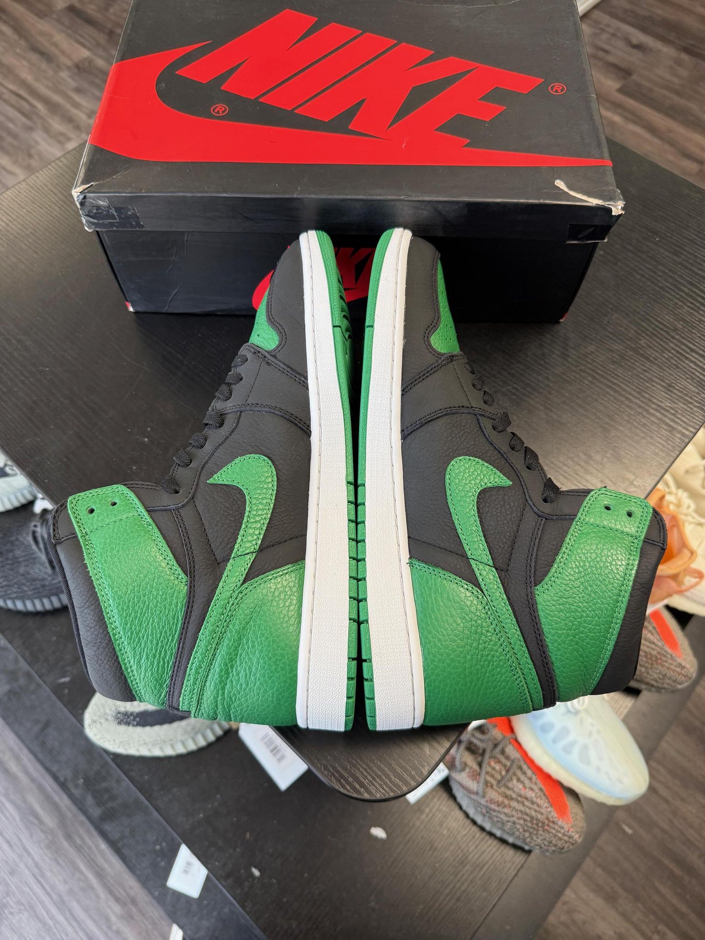 Jordan 1 "Pine Green 2.0" Used Size 13
