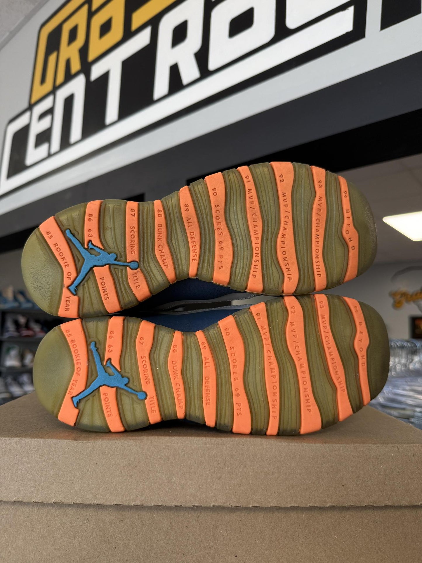 Jordan 10  "Bobcats" Used Size 7Y/8.5W