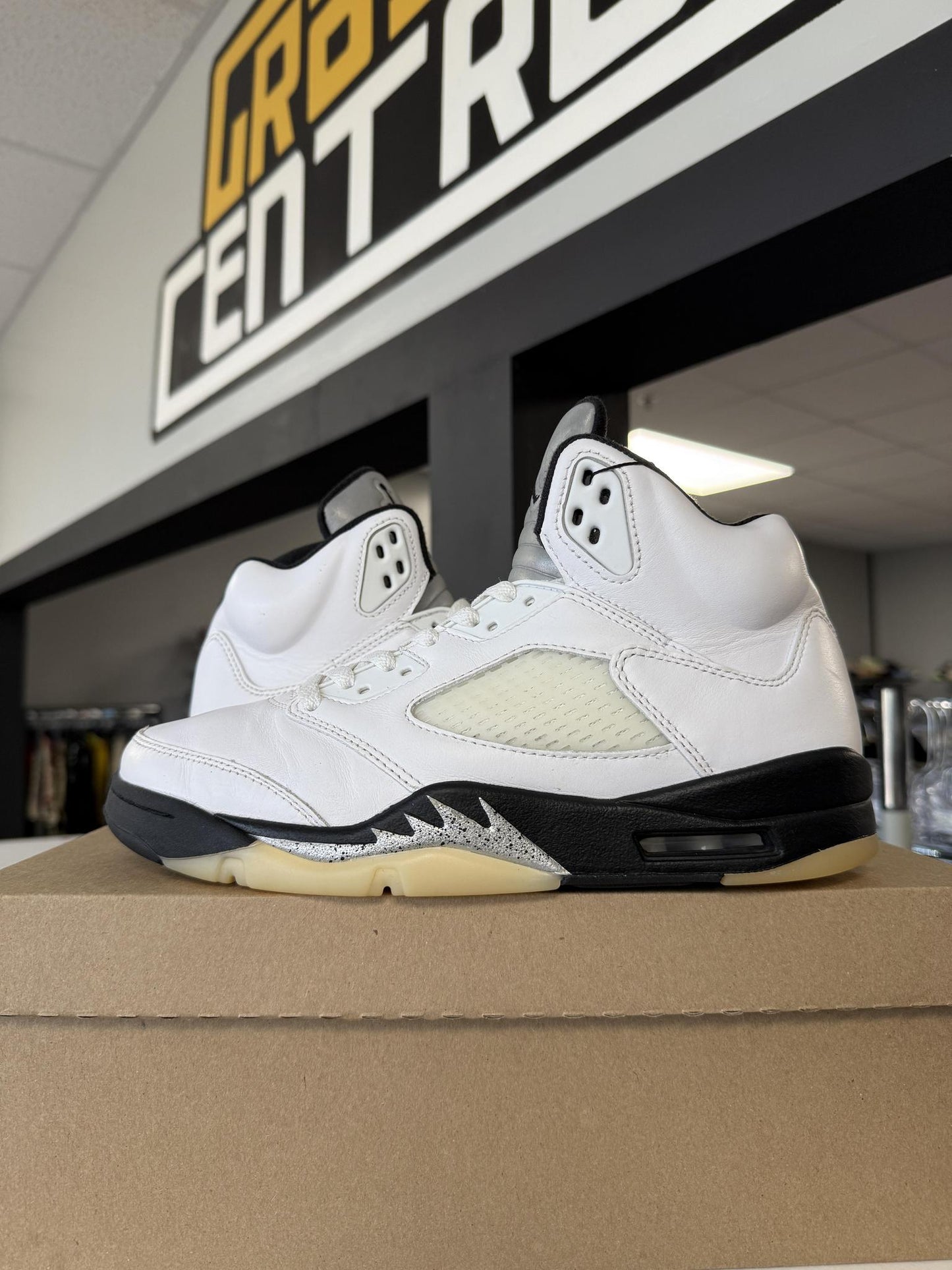 Jordan 5 "Reverse Metallic" Used Size 8.5