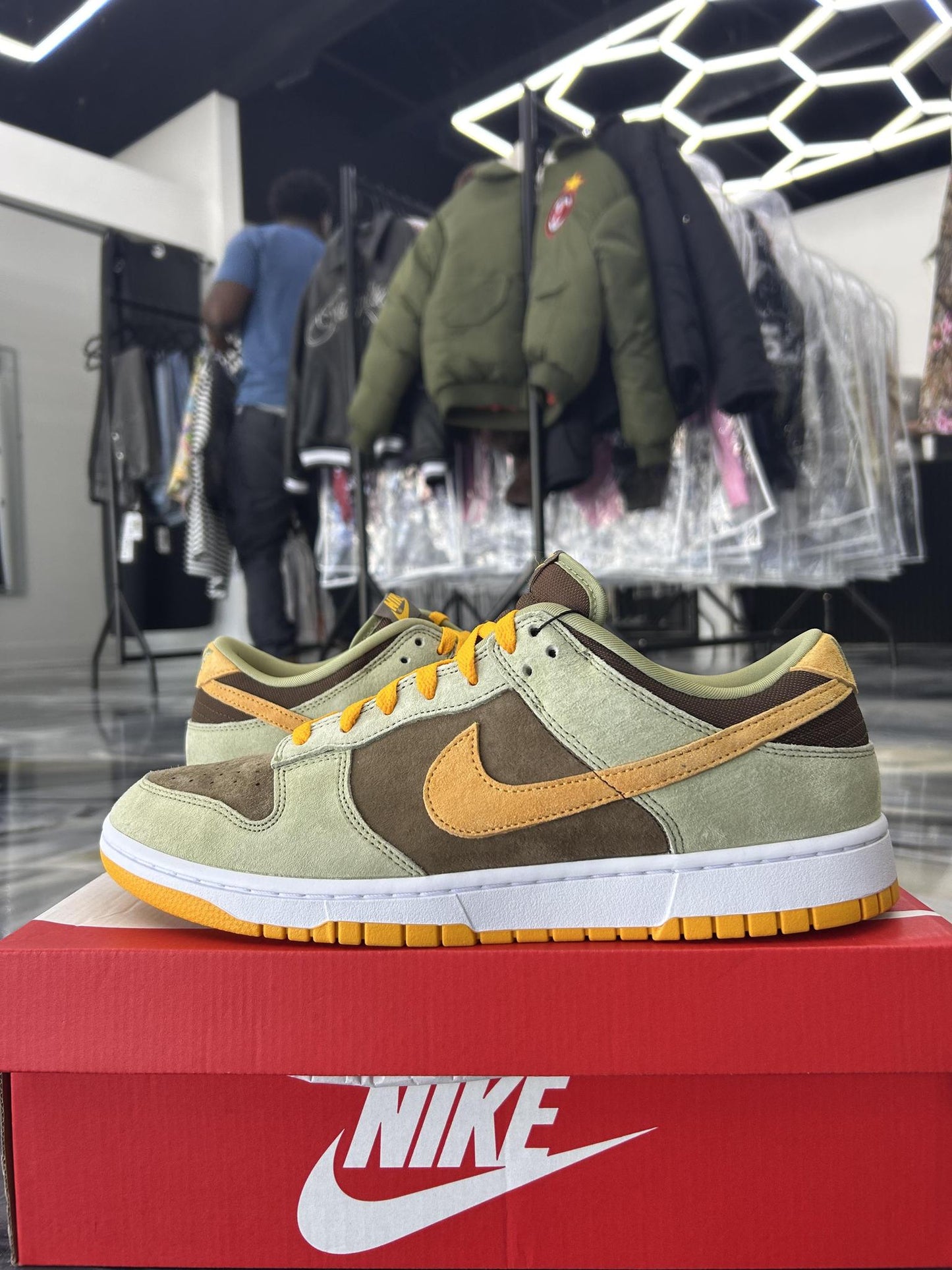 Nike Dunk Low "Dusty Cactus" Used Size 12