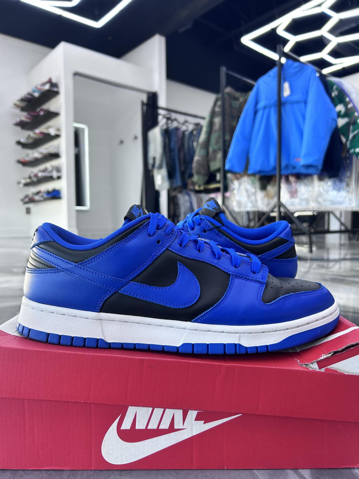 Dunk Low "Hyper Cobalt" Used Size 12