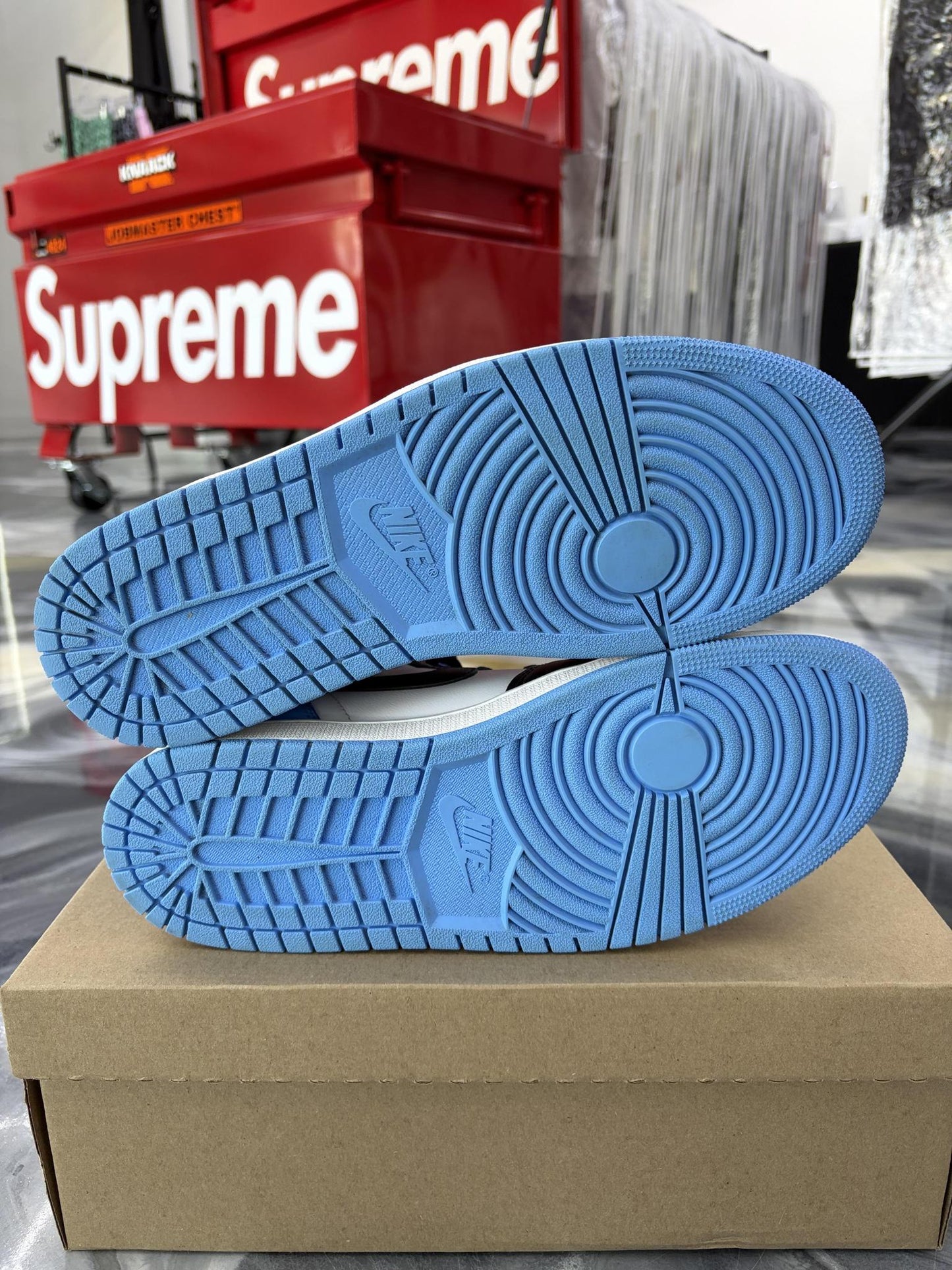 Jordan 1 "UNC Toe" Used Size 10.5