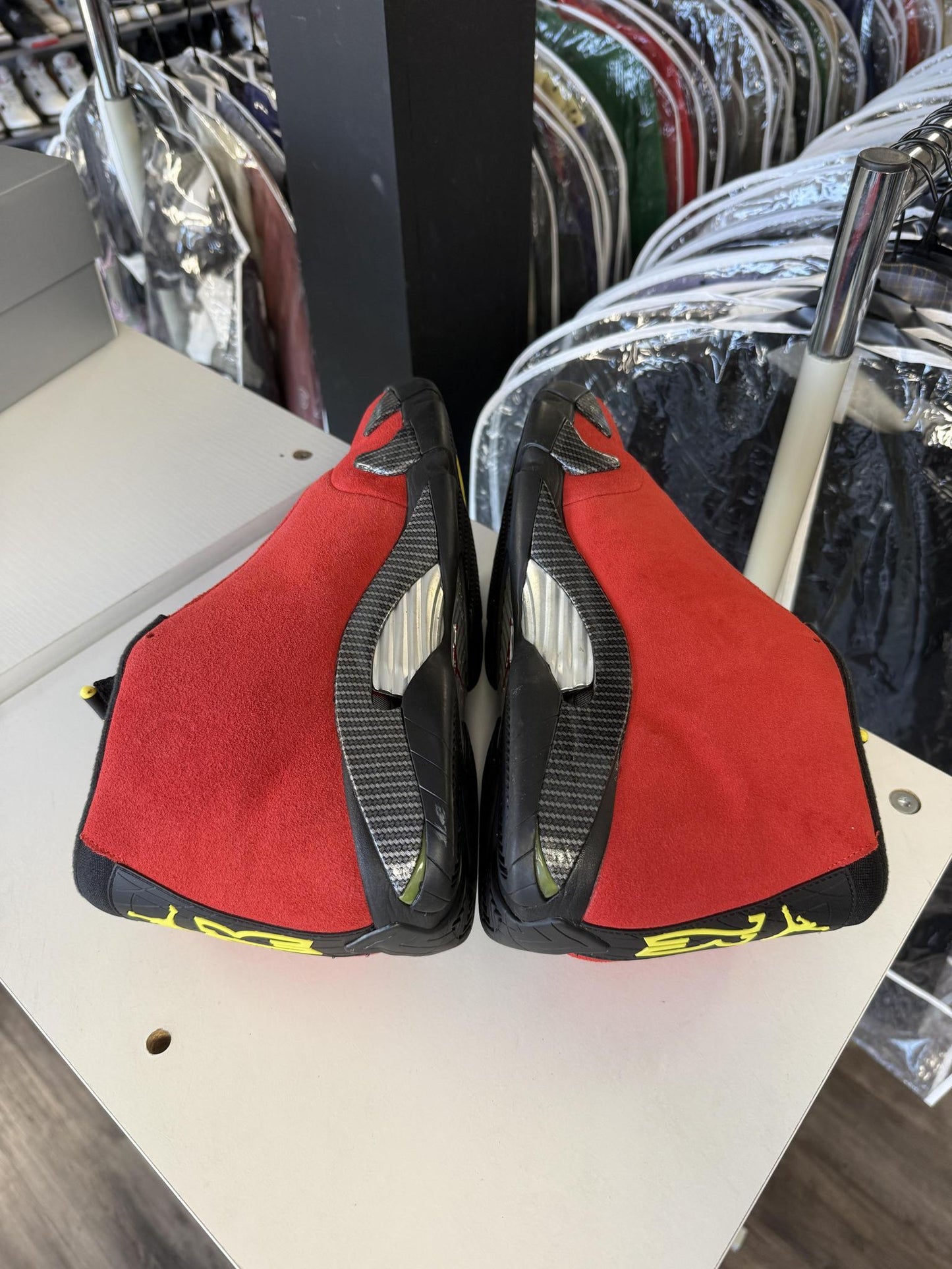 jordan 14 "Ferrari" Used Size 13