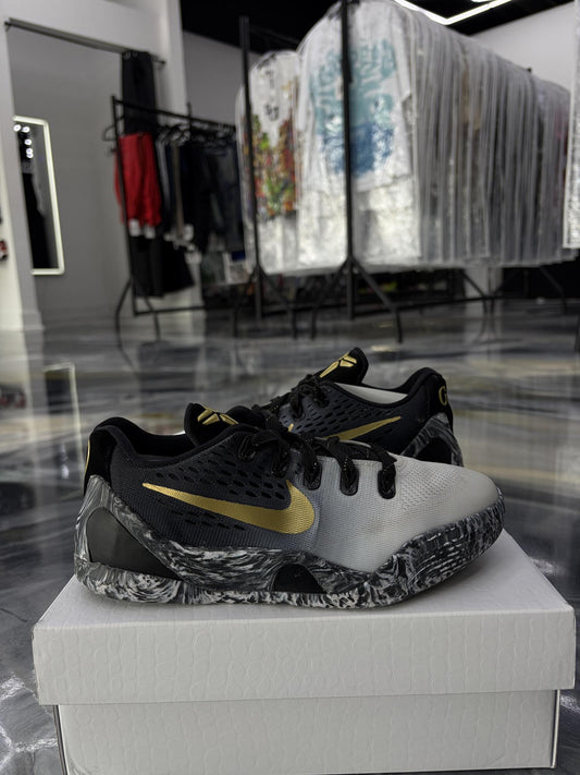 Kobe 9 "Mambacita" Used Size 3Y