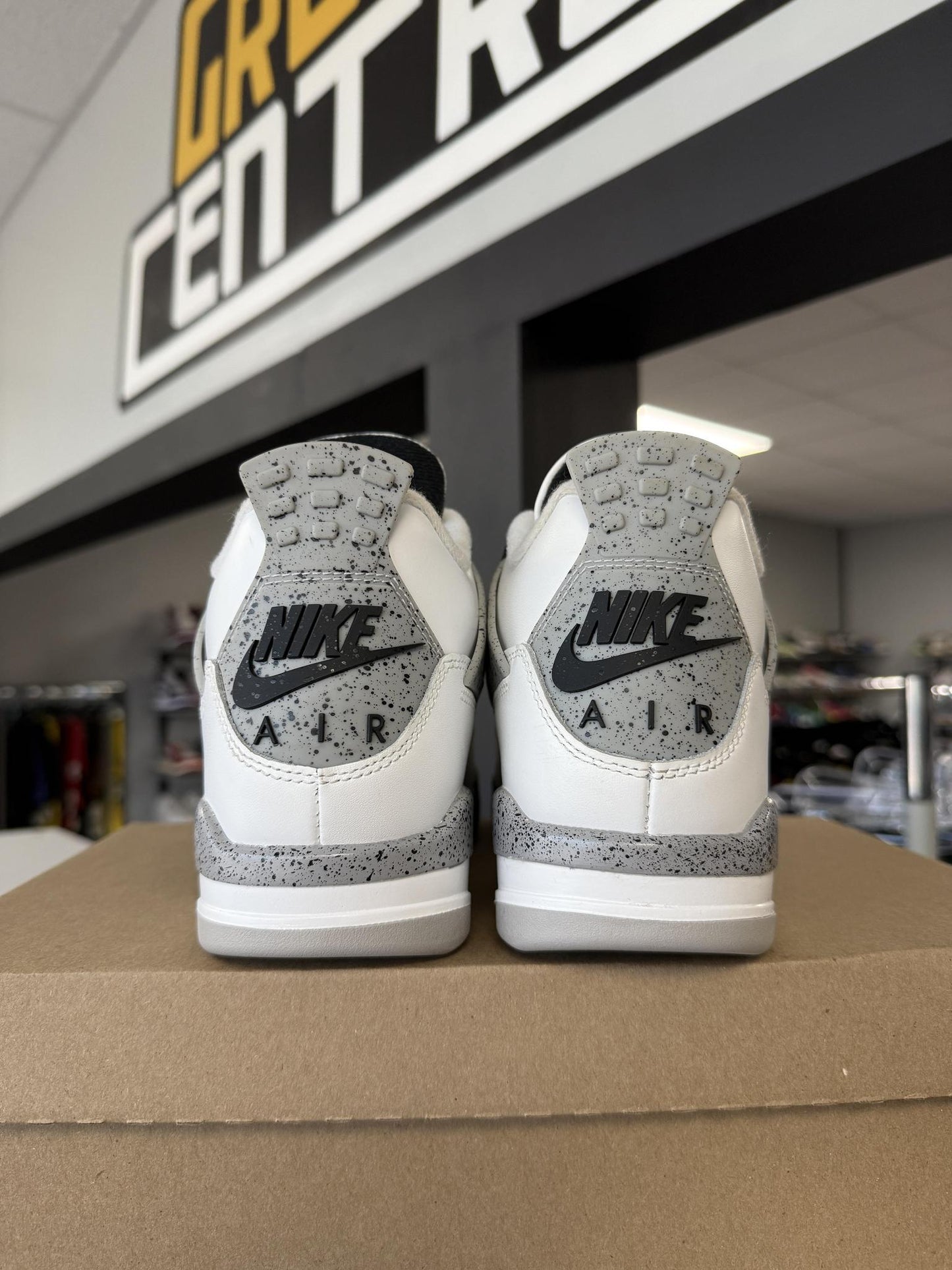 Jordan 4 "White Cement" Used Size 7Y/8.5W