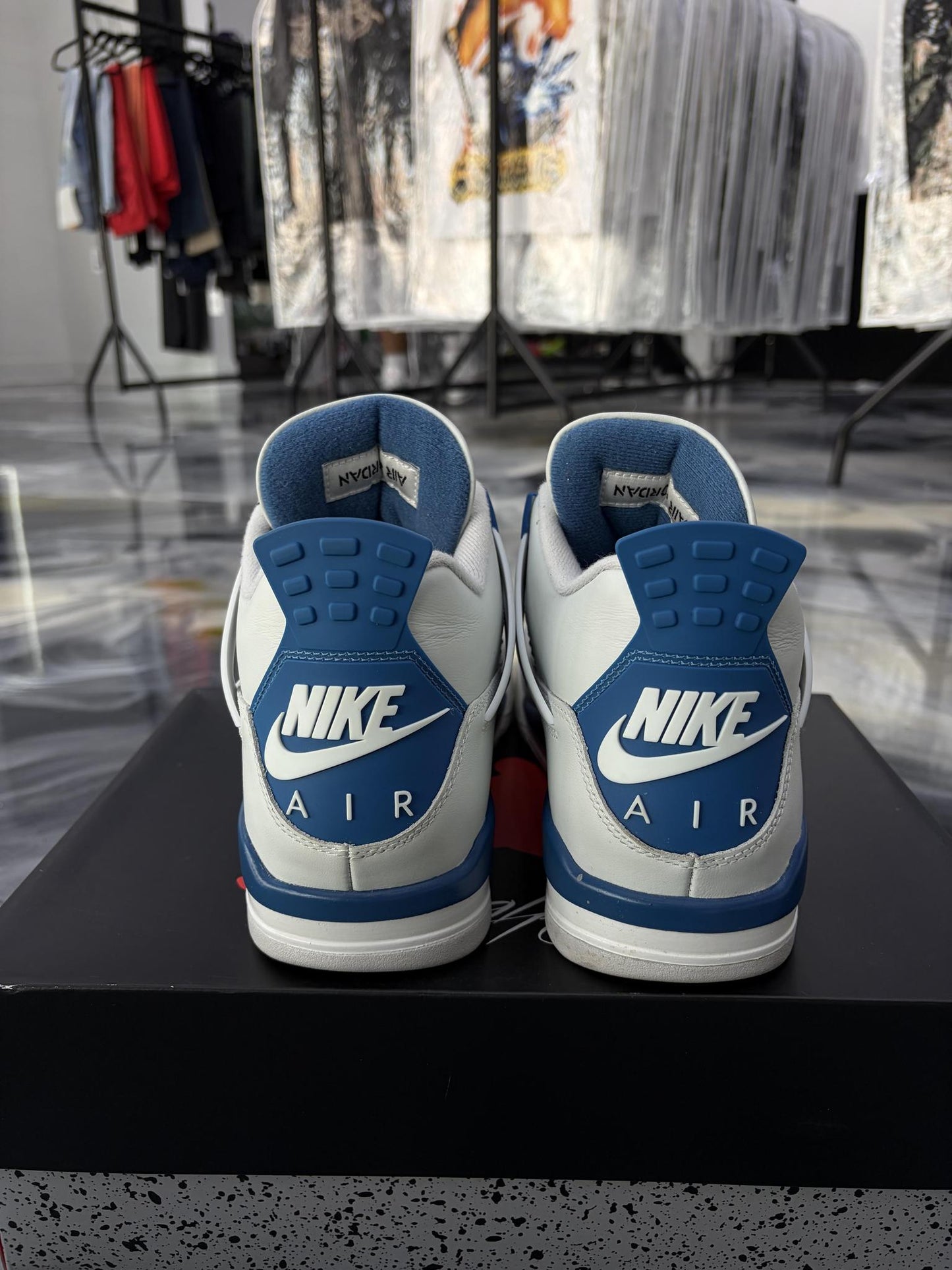 Jordan 4 "Military Blue" Used Size 11
