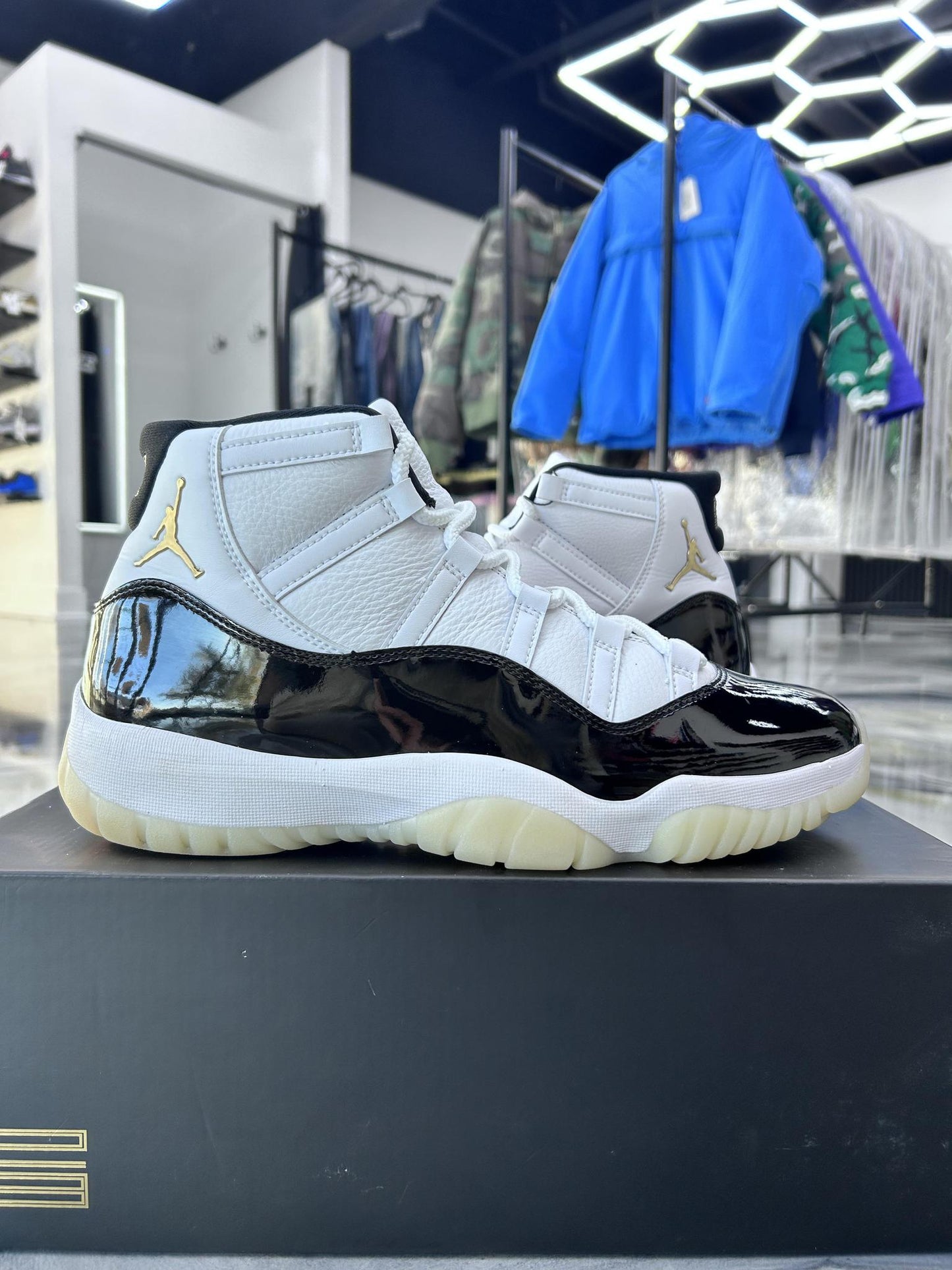 Jordan 11 "Gratitude" Used Size 12