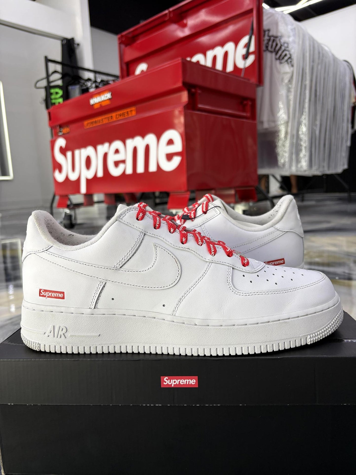 Supreme Air Force 1 Low "White" Used Size 12
