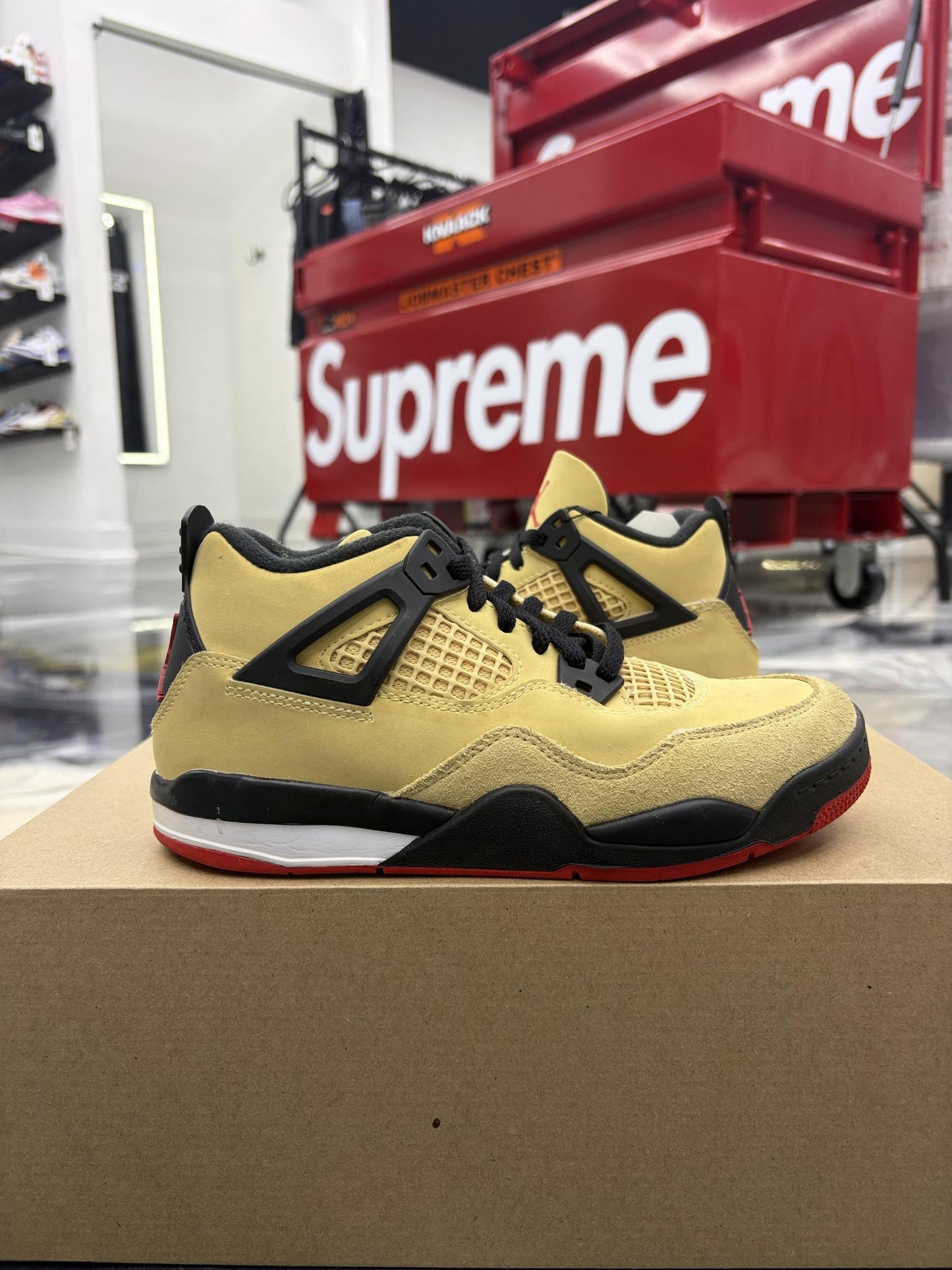 Jordan 4 "Pizza" Used Size 3Y/4.5W