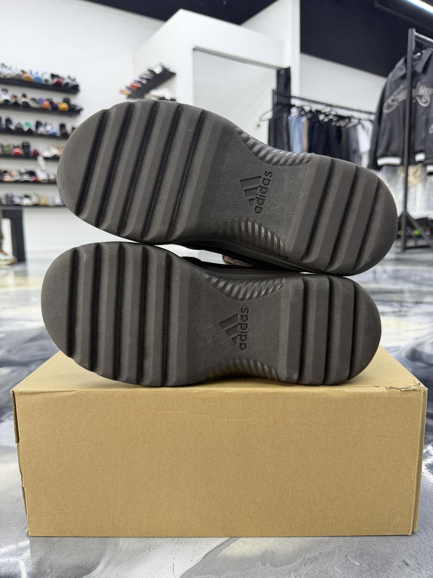 Yeezy Desert Boot "Oil" Used Size 10