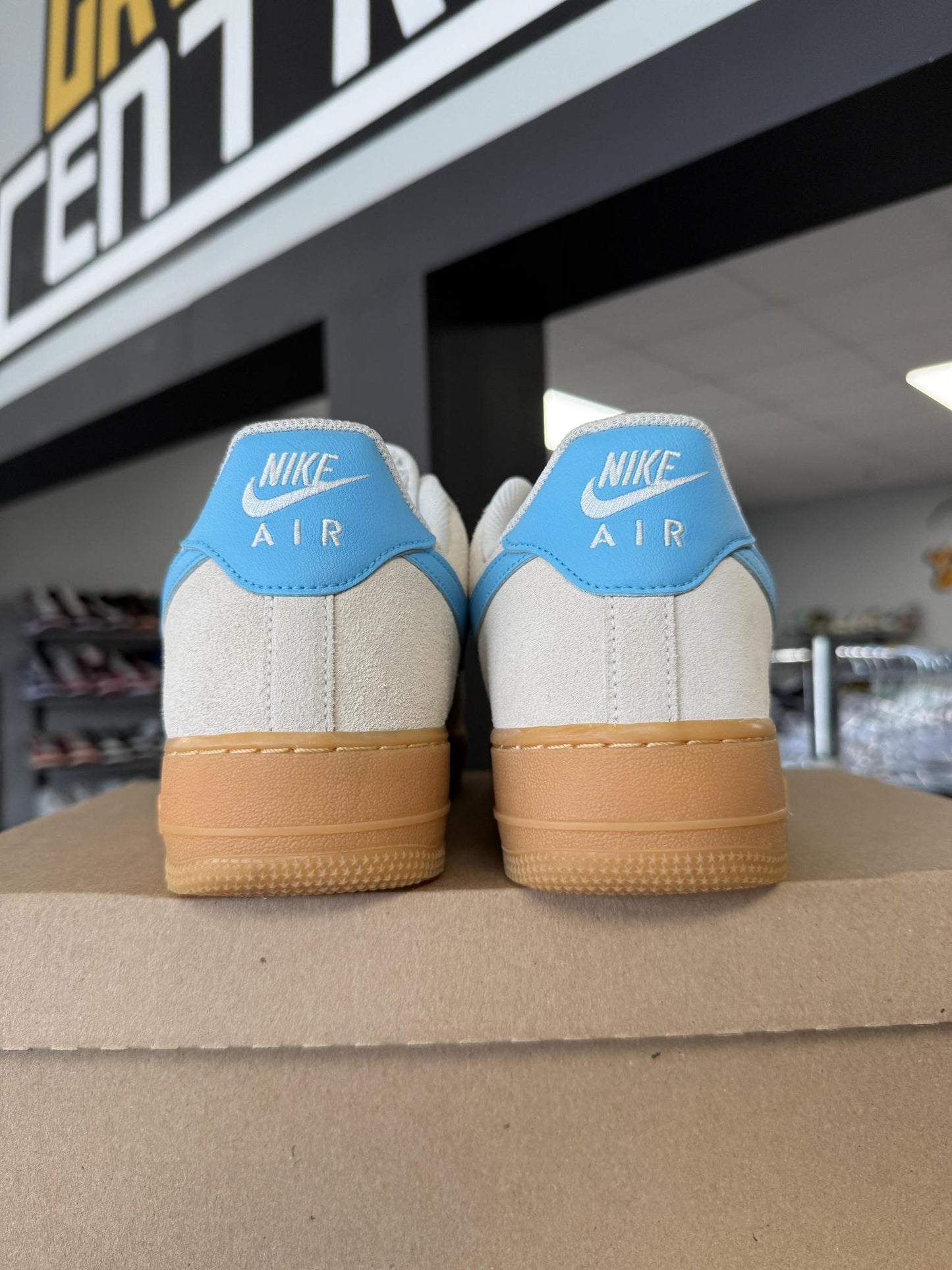 Nike Air Force One Low "Sail University Blue" Used Size 9