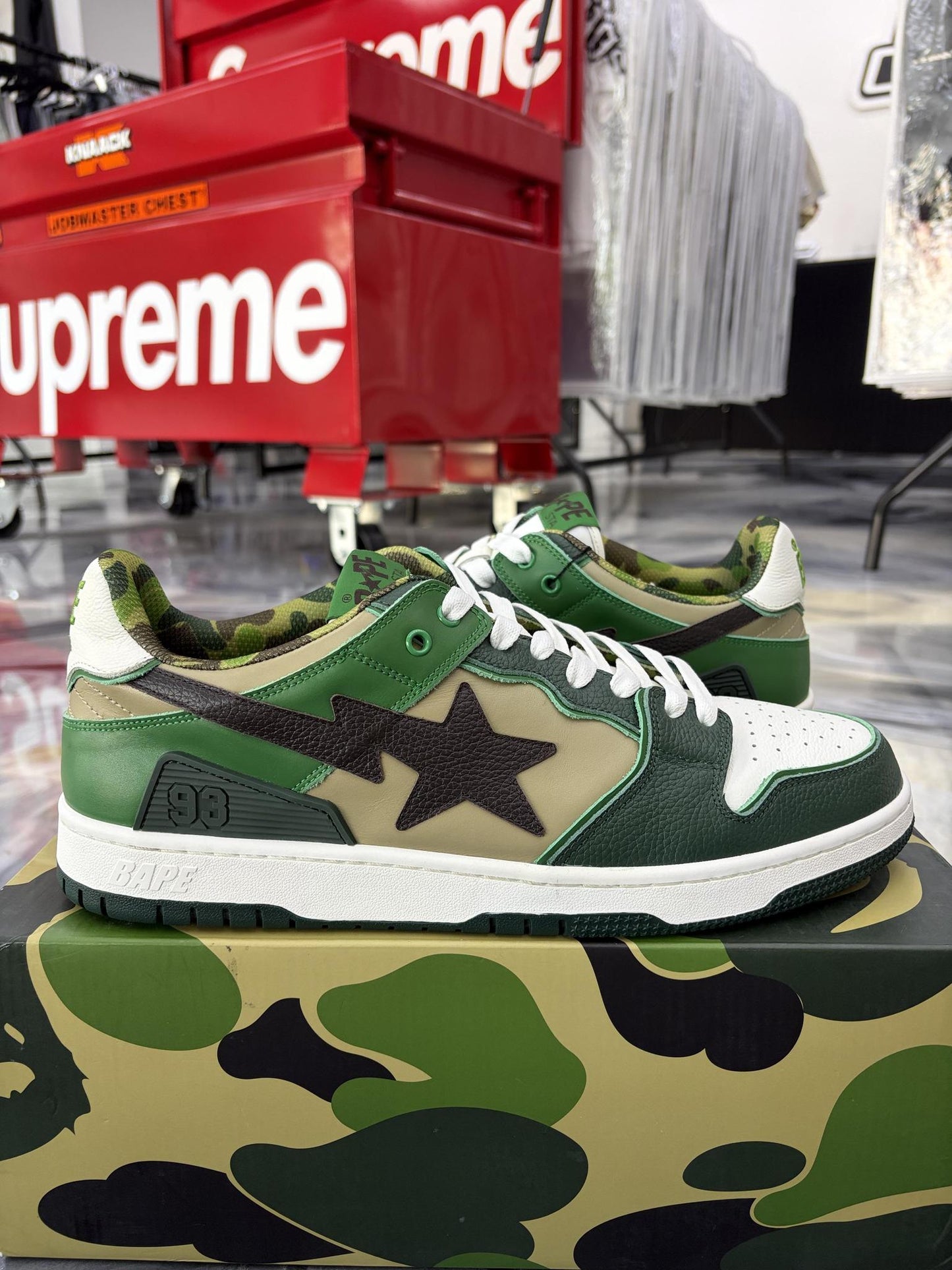 A Bathing Ape Bapesta "Green Camo" Used Size 13