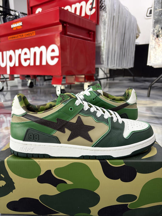 A Bathing Ape Bapesta "Green Camo" Used Size 13